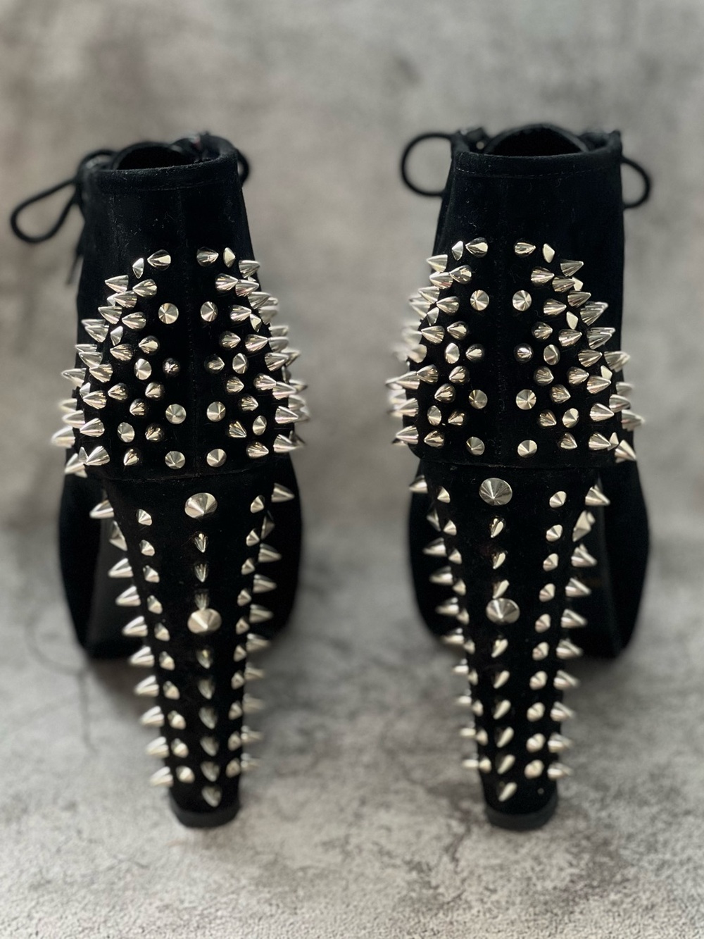Women's Black Studded Ankle Boots Bella Luna Jeffrey Campbell Size 9